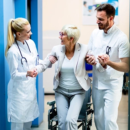 Benefits of Rapid Care LLC walk-in clinics for patients