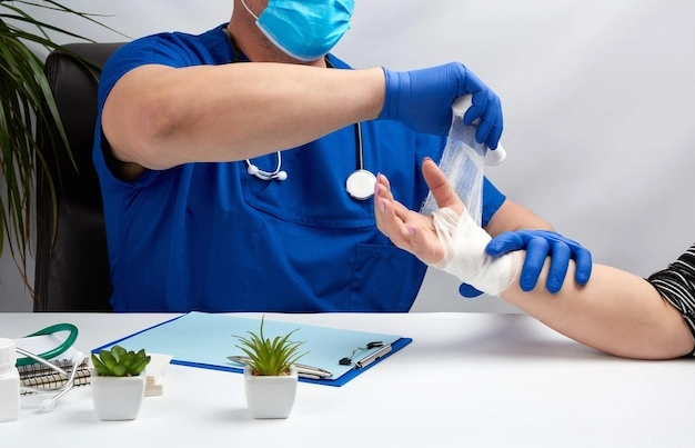 Sterile cleaning of a wound